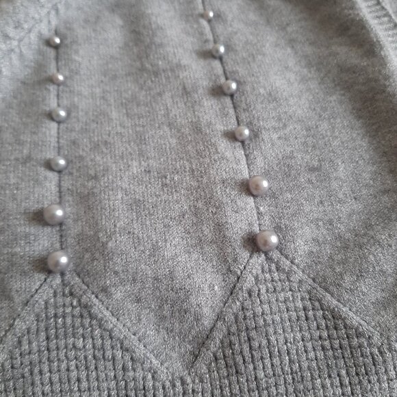 NWT Grey Cardigan Pearl Mid Sleeves Office Wear - Picture 5 of 9
